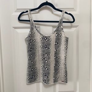 n: PHILANTHROPY Wolf Python print Tank top